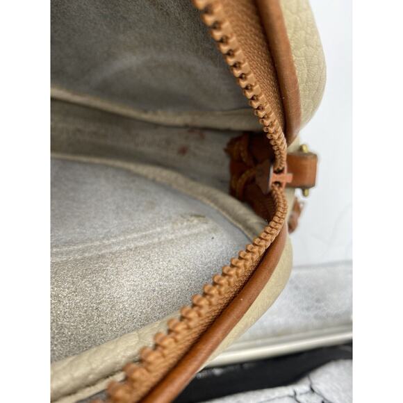 Dooney & Bourke Vintage Beige Brown Pebbled Leather Flap Convertible Crossbody - Picture 8 of 15